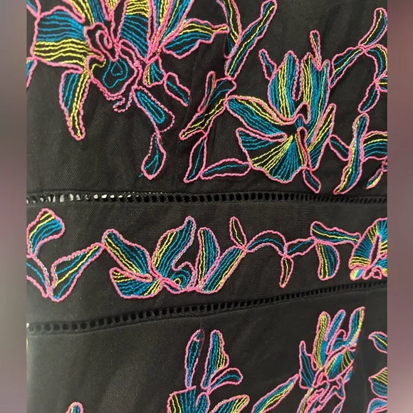 French Connection, Emilia Embroidered Long Sleeve Minidress Size:US 0 - Picture 3 of 9